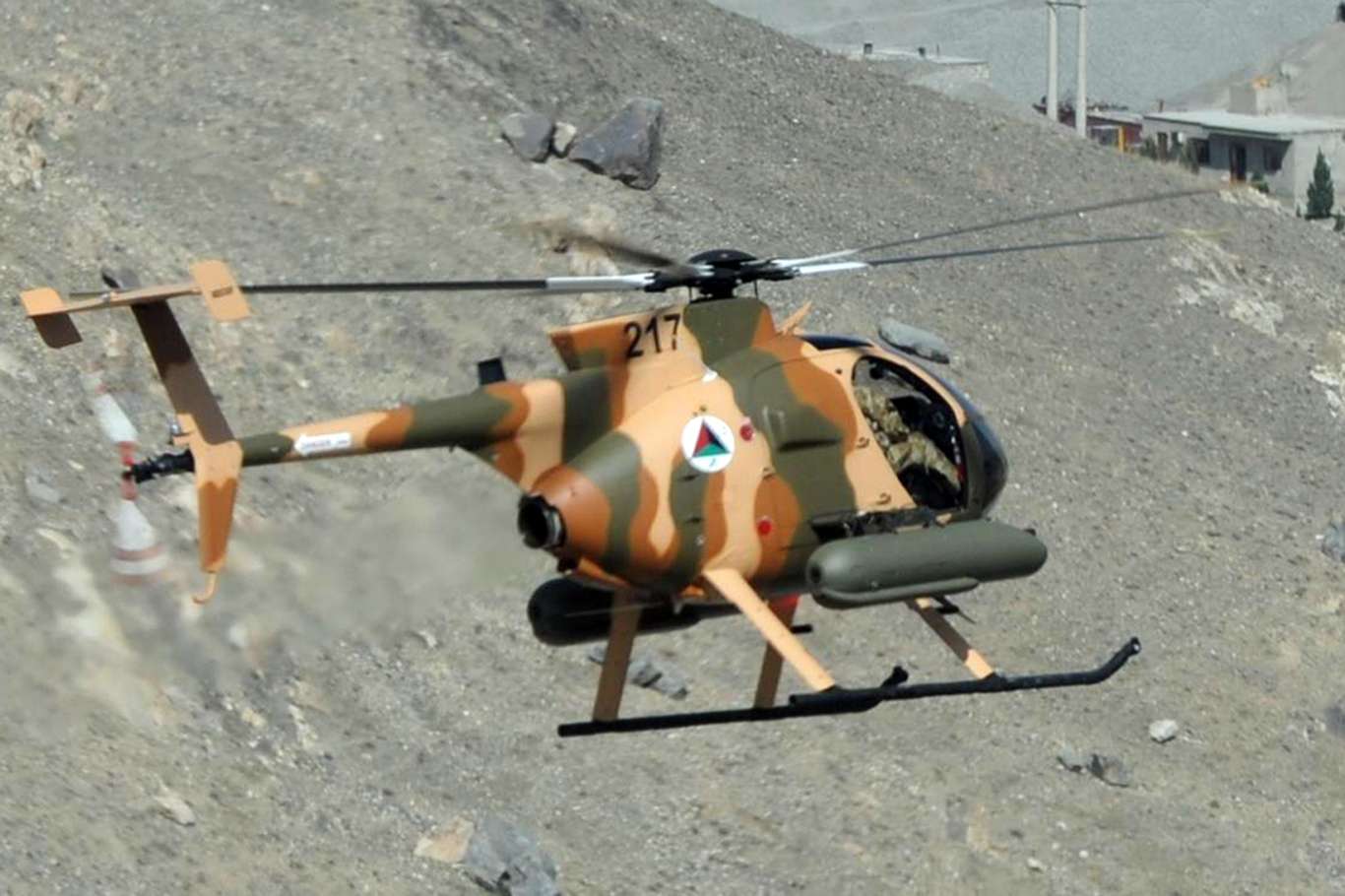 Afganistan'da askeri helikopter düştü: 2 pilot hayatını kaybetti Afganistan'da askeri helikopter düştü: 2 pilot hayatını kaybetti